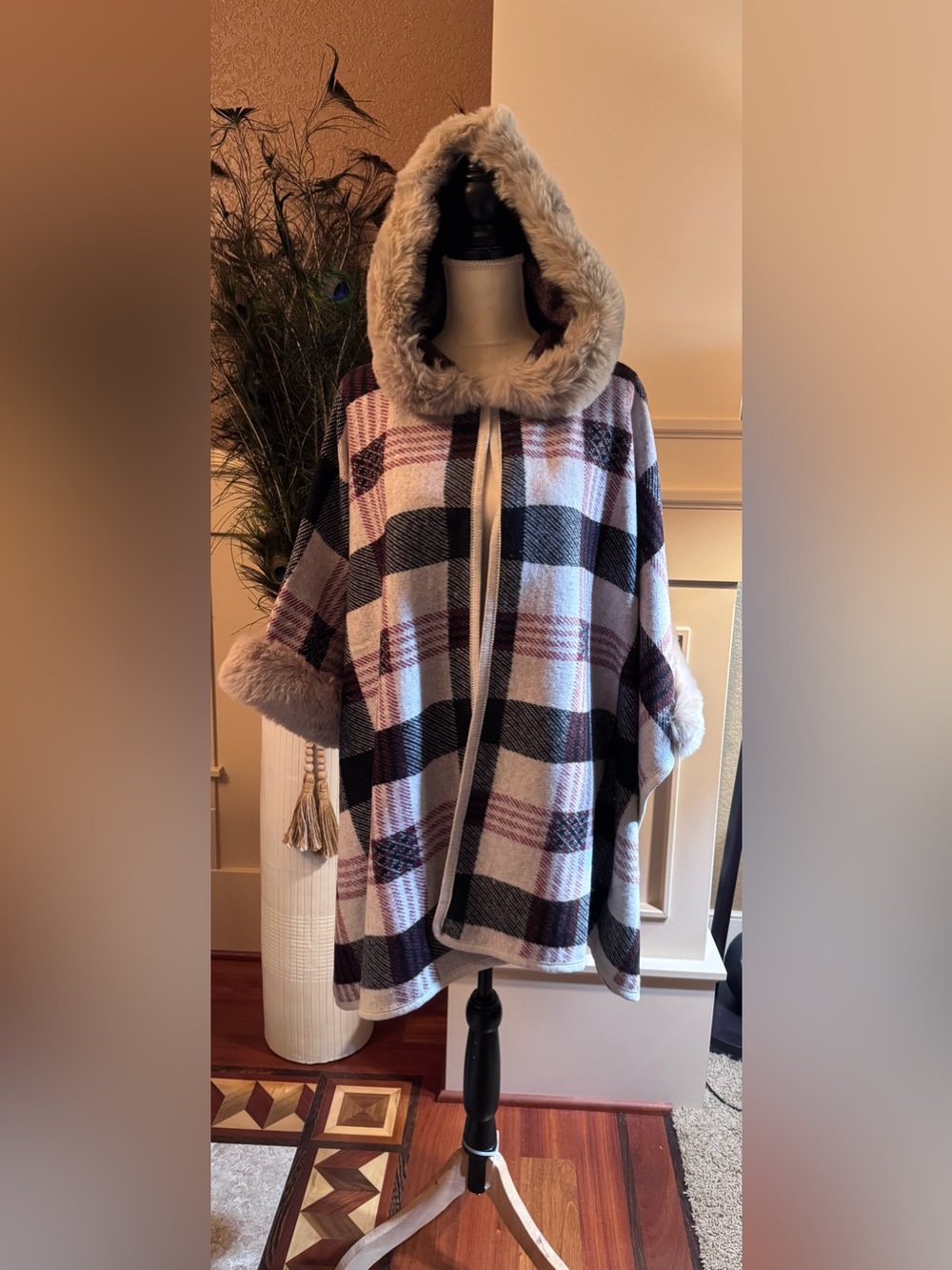 new ON BLUE PONCHO JACKET Plaid Faux-Fur Trim Hooded